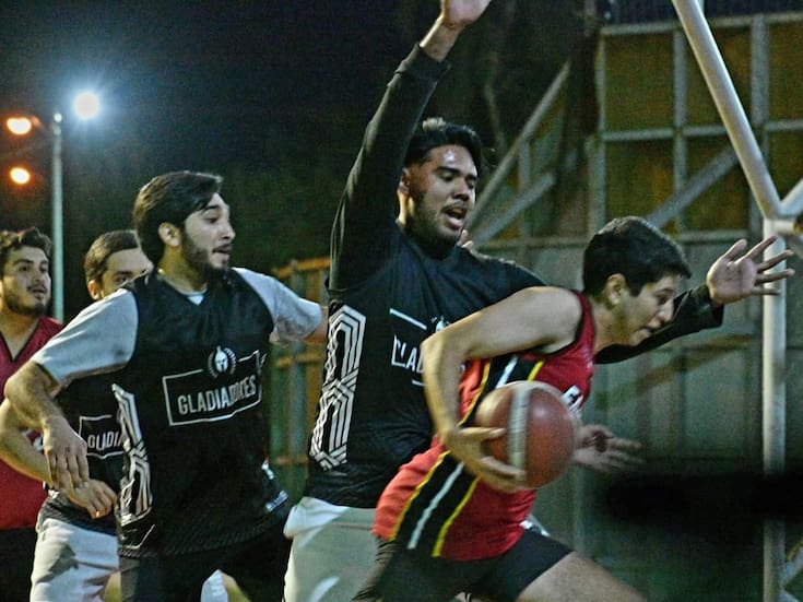 Bulldogs sigue imparable en el Torneo Urbano