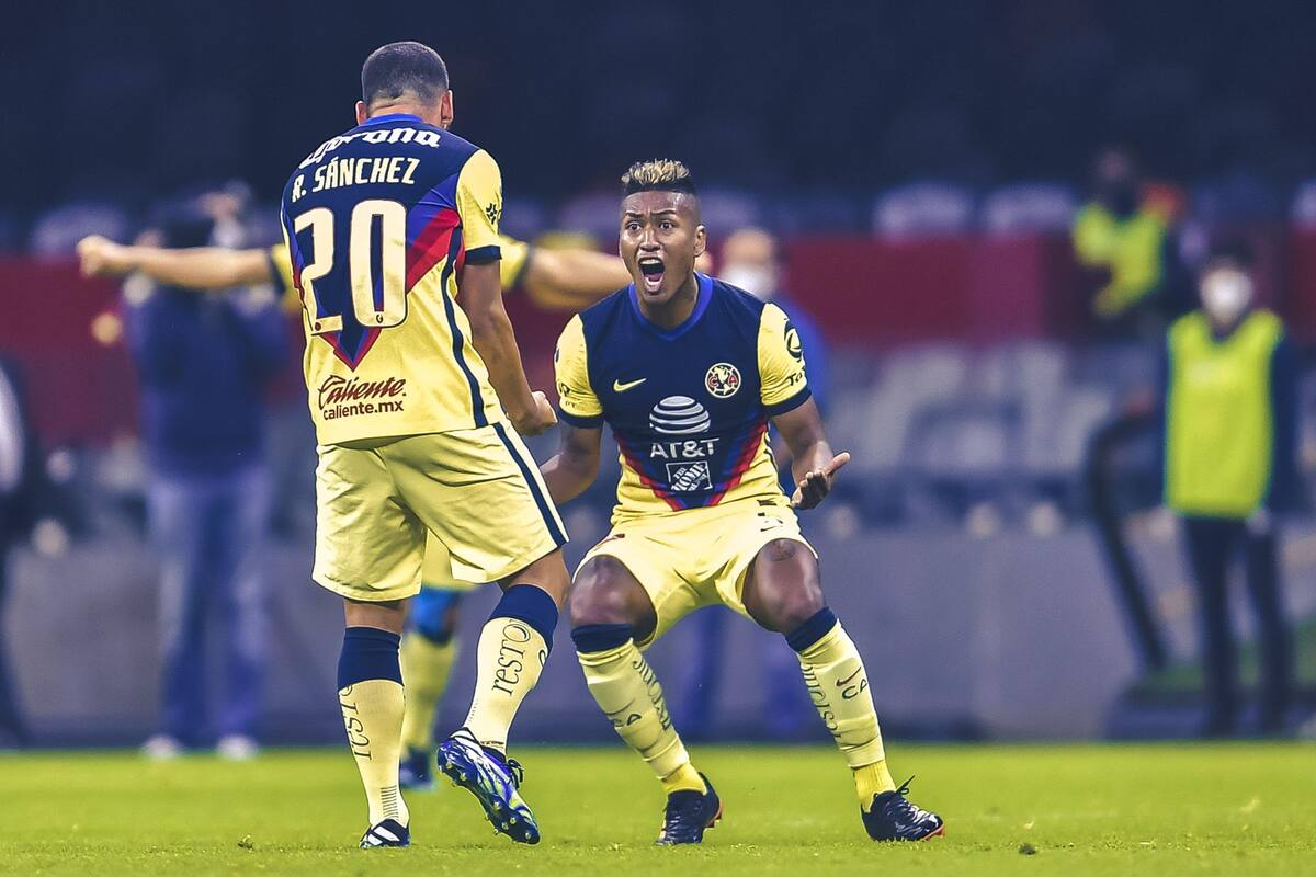 VIDEO: América anota golazo desde la media cancha del Estadio Azteca