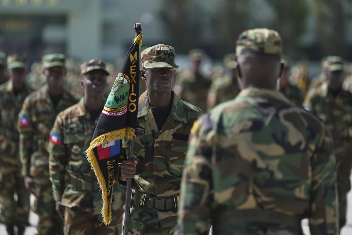 México entrena a 143 soldados haitianos para reforzar seguridad ante crisis de violencia en la nación caribeña
