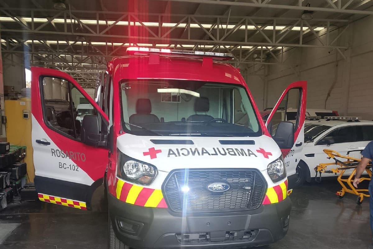 Cruz Roja Rosarito fortalece atención de emergencias con nueva ambulancia donada