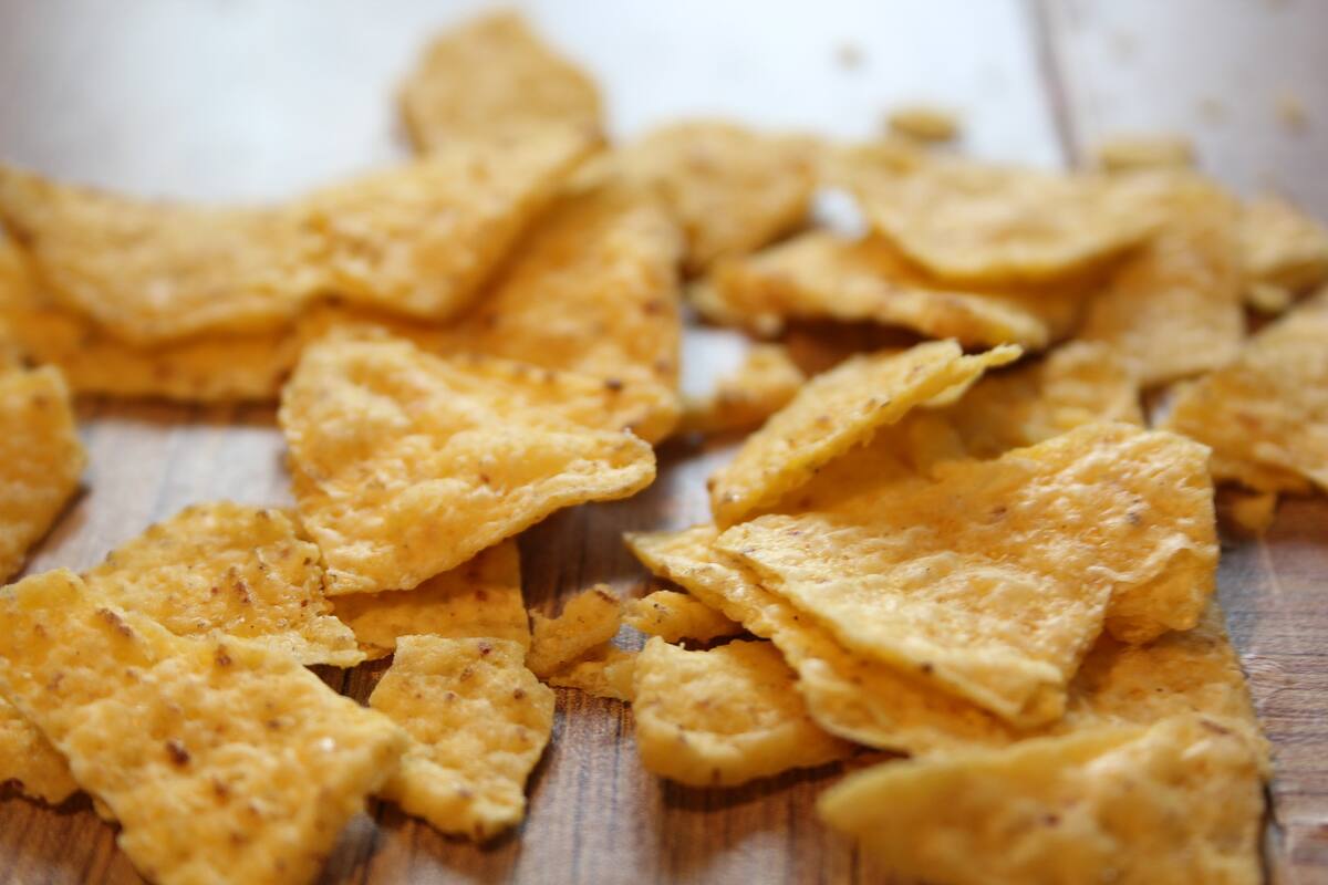 Recompensan con miles de dólares a niña por encontrar un Dorito único