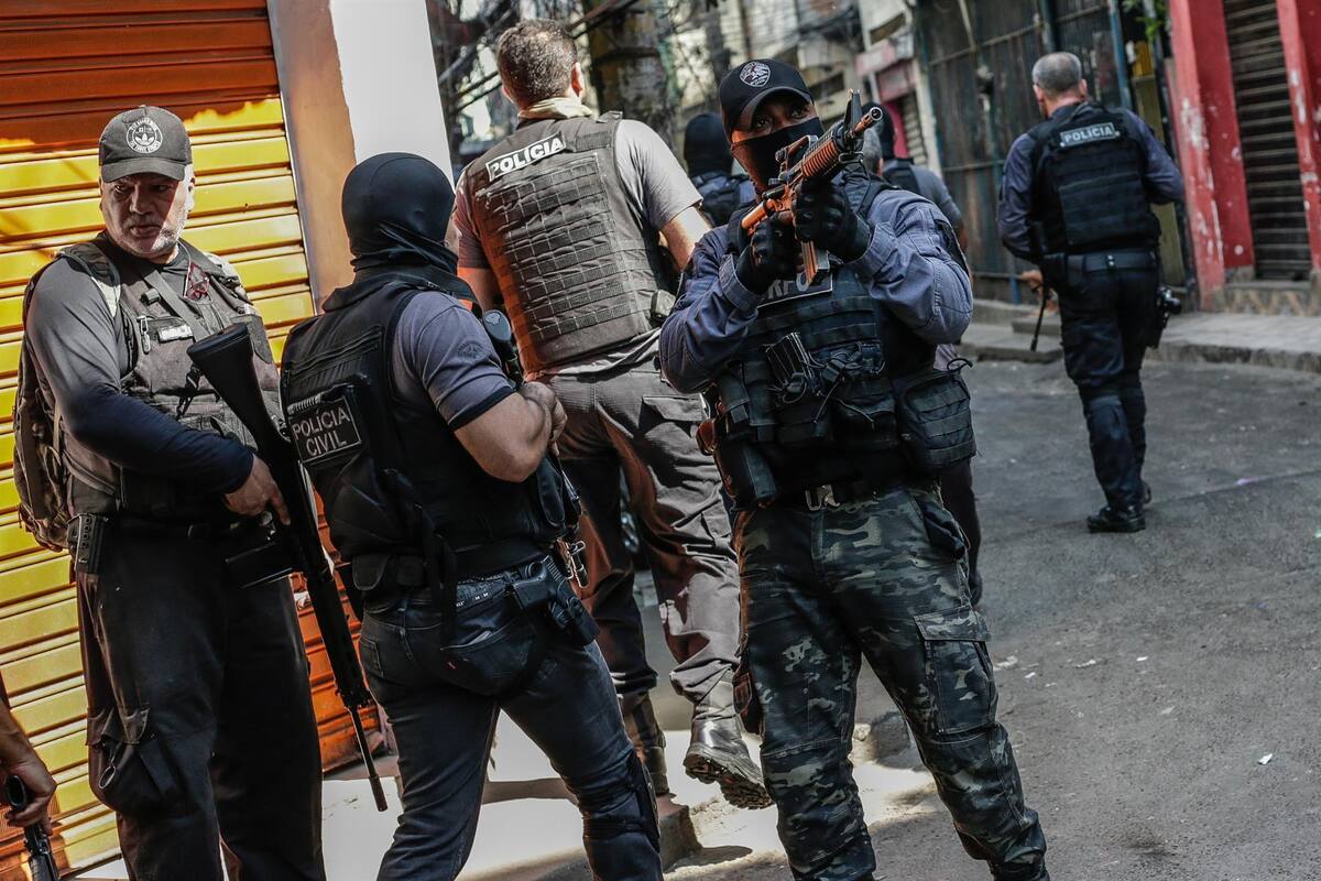 Operación policial desató la mayor masacre en Río de Janeiro, opinan expertos