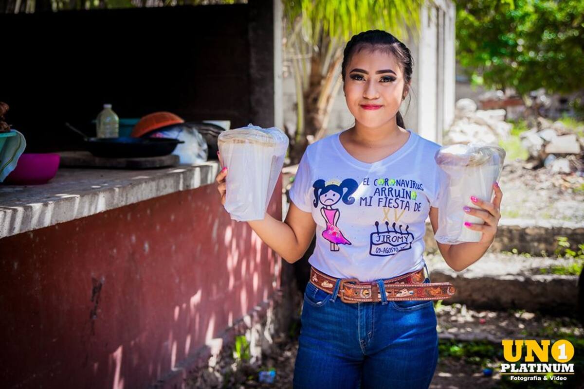 Joven de Yucatán usa el dinero de sus XV años para ayudar a los afectados por la pandemia