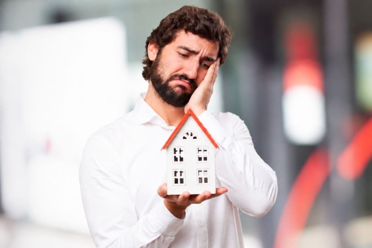 Comprar casa entre los 30 y 50 años de edad se vuelve un reto debido a la brecha entre la inflación real del 20% y salarios insuficientes