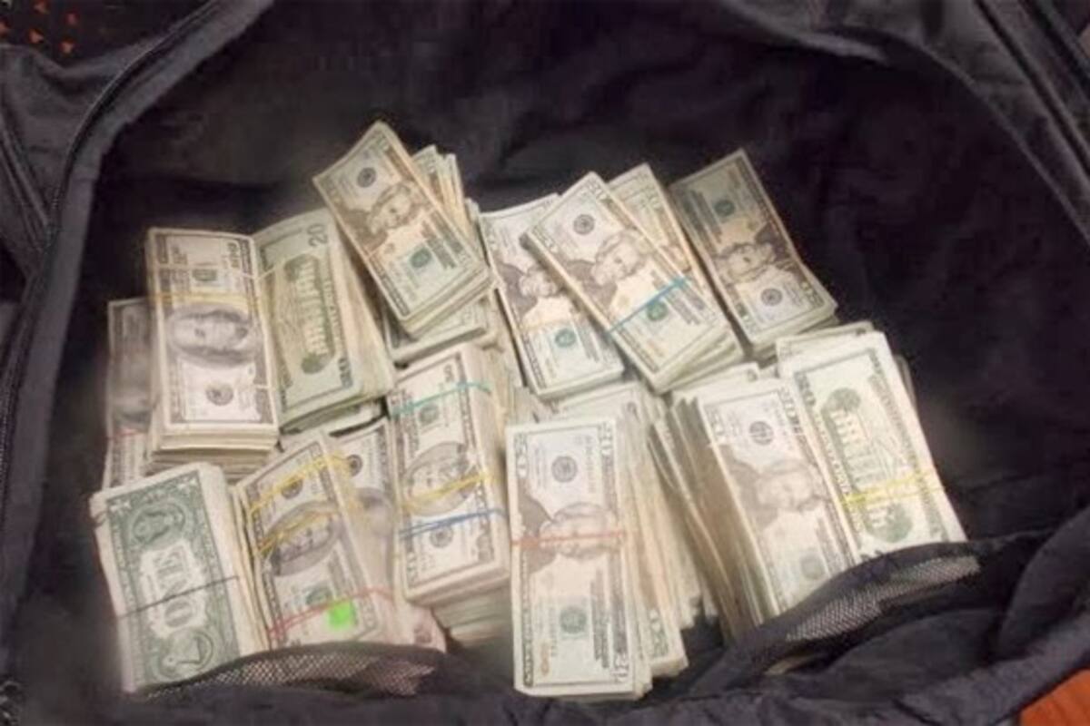 Detienen a pareja de mexicanos con 100 mil dólares