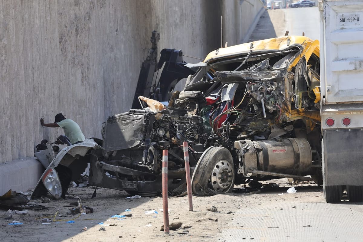 Accidente en Bulevar 2000 deja múltiples vehículos afectados y un lesionado grave