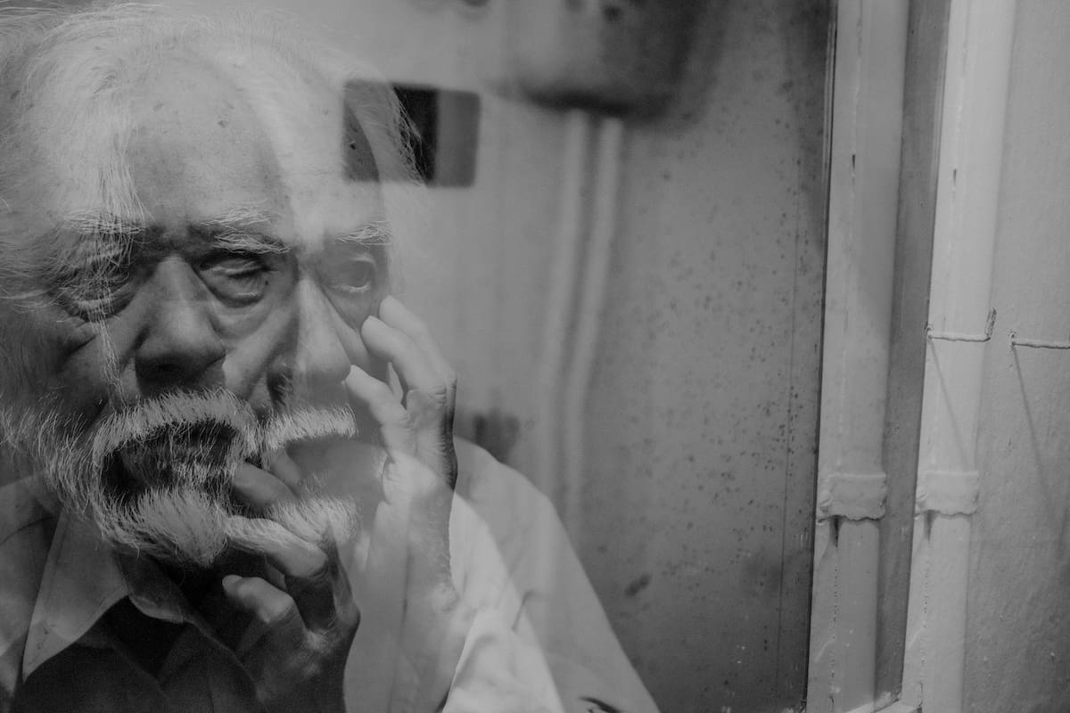 Estudio sugiere que ciertos antidepresivos pueden acelerar el deterioro cognitivo en personas con demencia