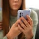 La Unión Europea exige a Meta eliminar el escroleo infinito de Instagram y Facebook bajo la Ley de Servicios Digitales para frenar riesgos de adicción en menores de edad tras emitir un dictamen que advierte multas millonarias