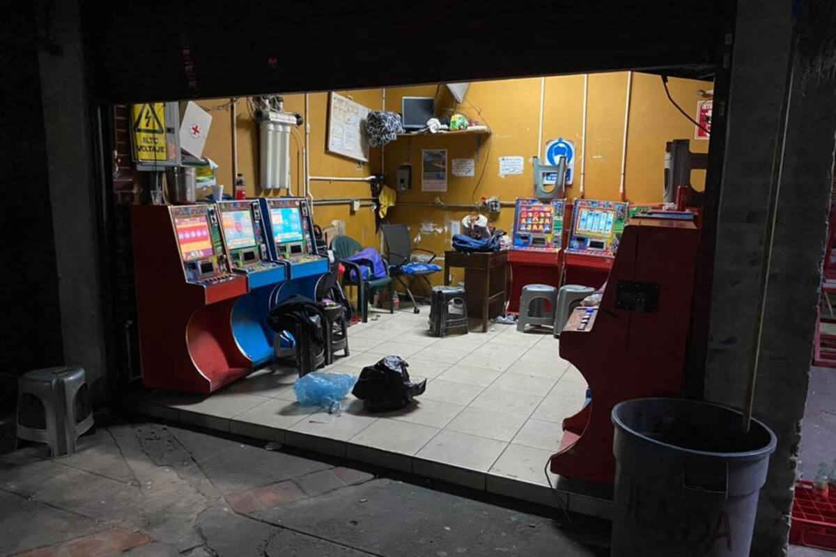 Decomisan máquinas tragamonedas en local de la Zona Centro