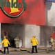 Incendio en tienda comercial de Calle Once moviliza a Bomberos