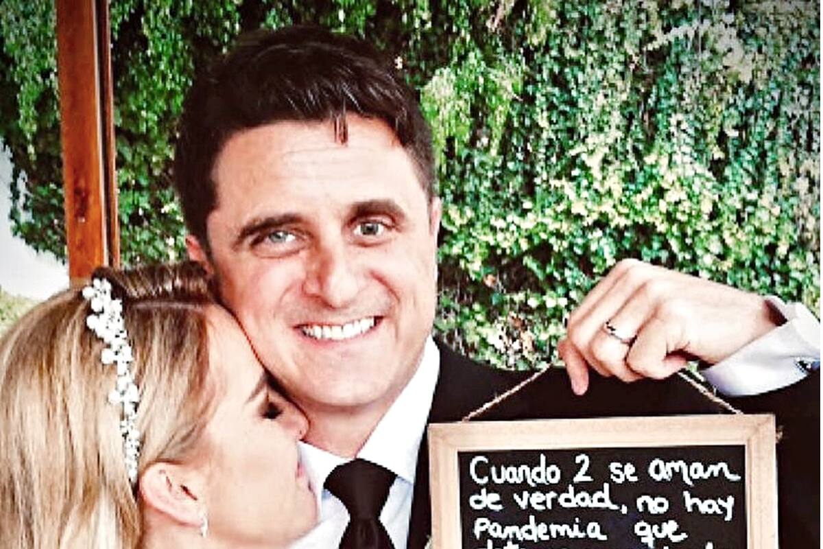 Marisol Mijares y Alex Balassa se casan en medio de la pandemia