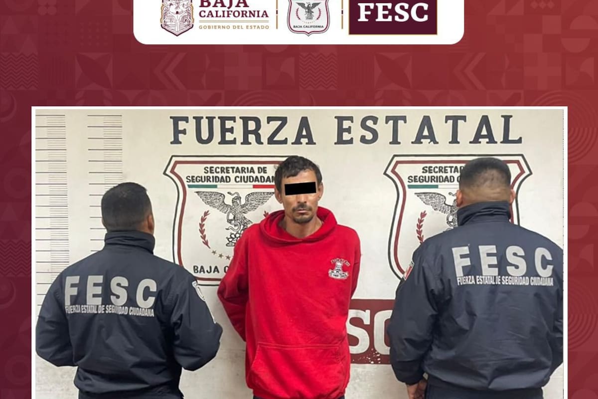 Joven lanza una tele a su mamá; es detenido por violencia familiar