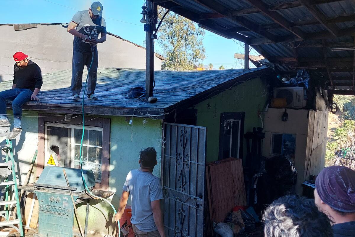 Piden ayuda tras perder sus viviendas en incendios