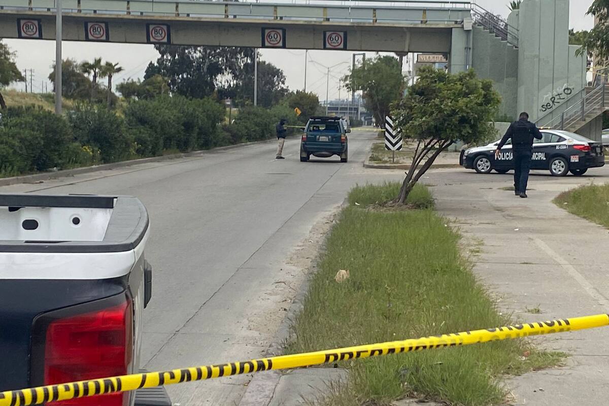 Detienen a conductor que transportaba un cadáver en un tambo