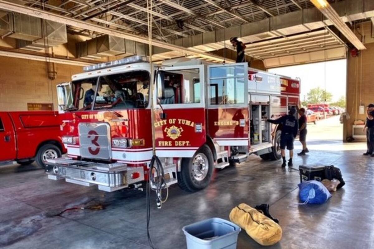 Van bomberos de El Centro a incendios en San Bernardino