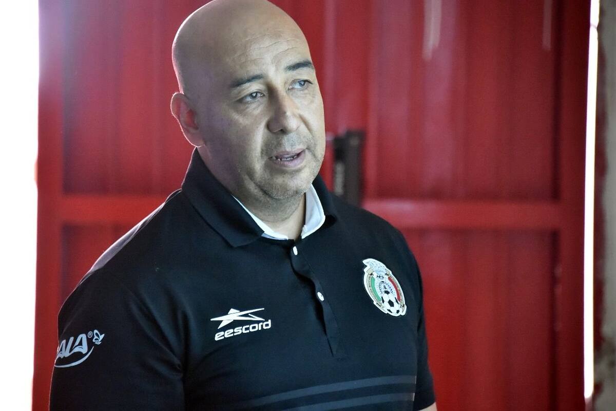 Por 'fiestero', retiran designación a árbitro del VAR