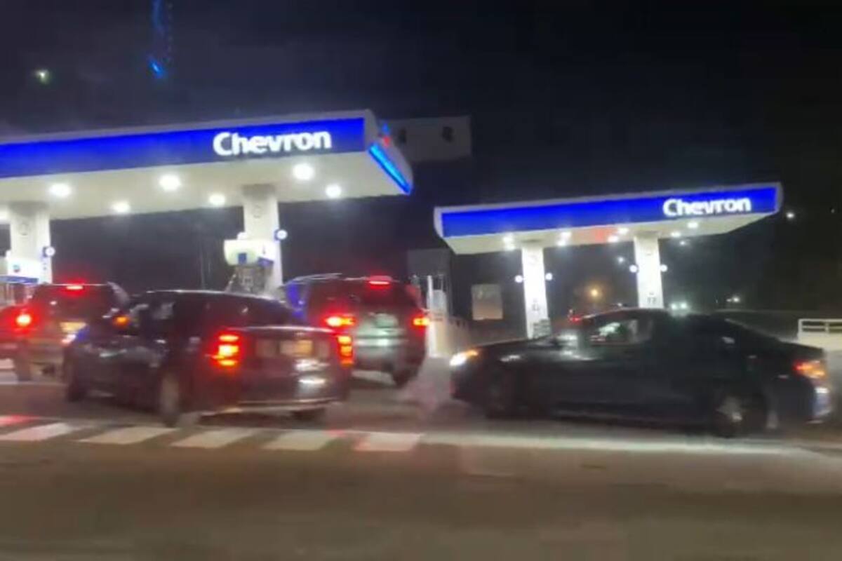 Toma de Pemex pega a abasto de gasolineras