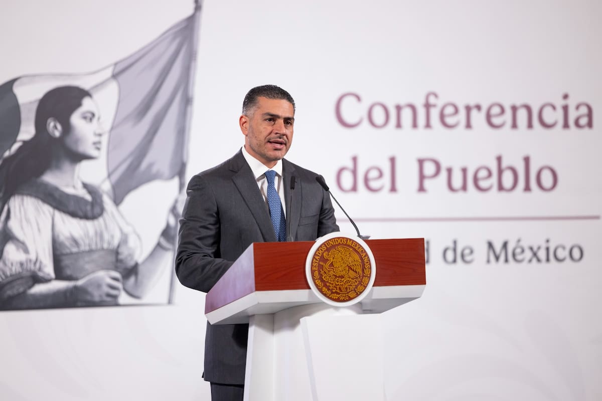 Omar García Harfuch (SSPC) en la "Conferencia del Pueblo" de la presidenta Claudia Sheinbaum. | Crédito: Presidencia