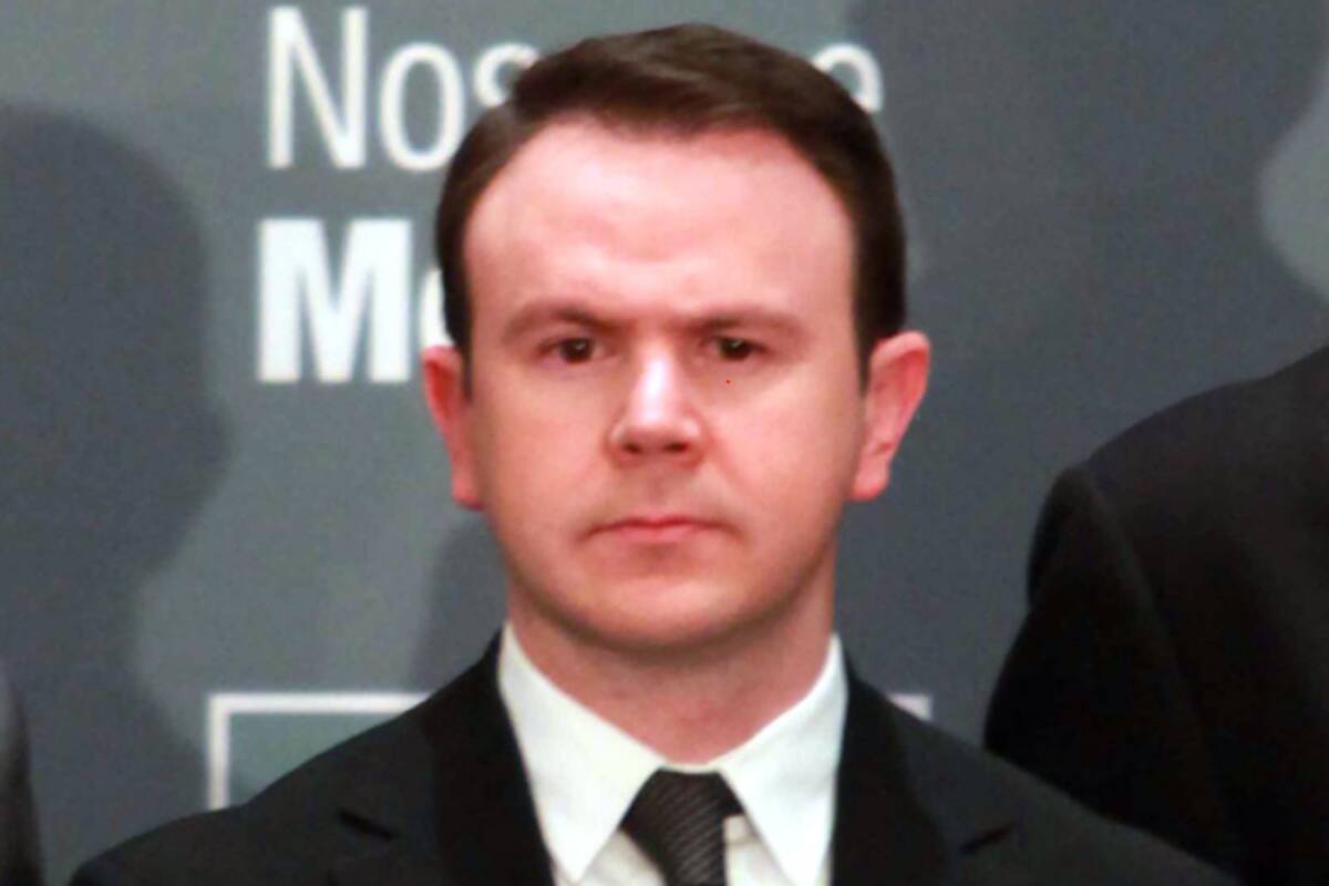 Ex colaborador de EPN ofrece apoyo a AMLO