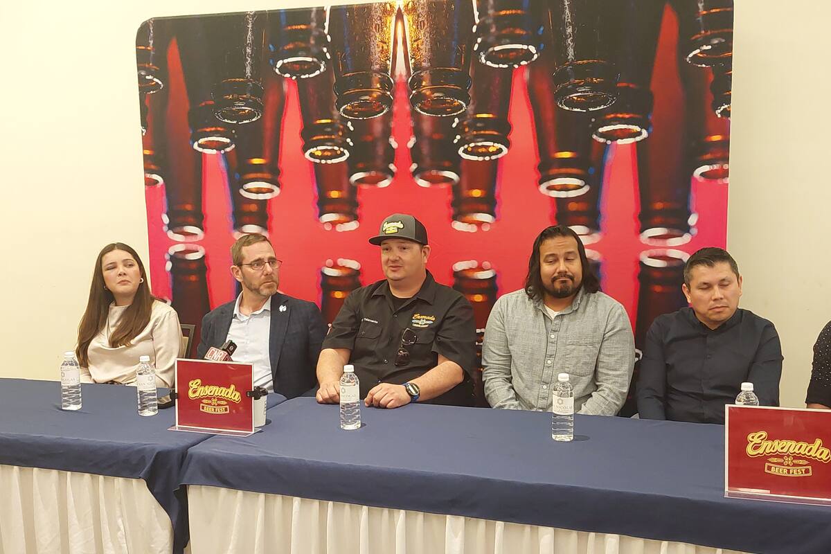 Consulado de EU promueve unión entre cerveceros