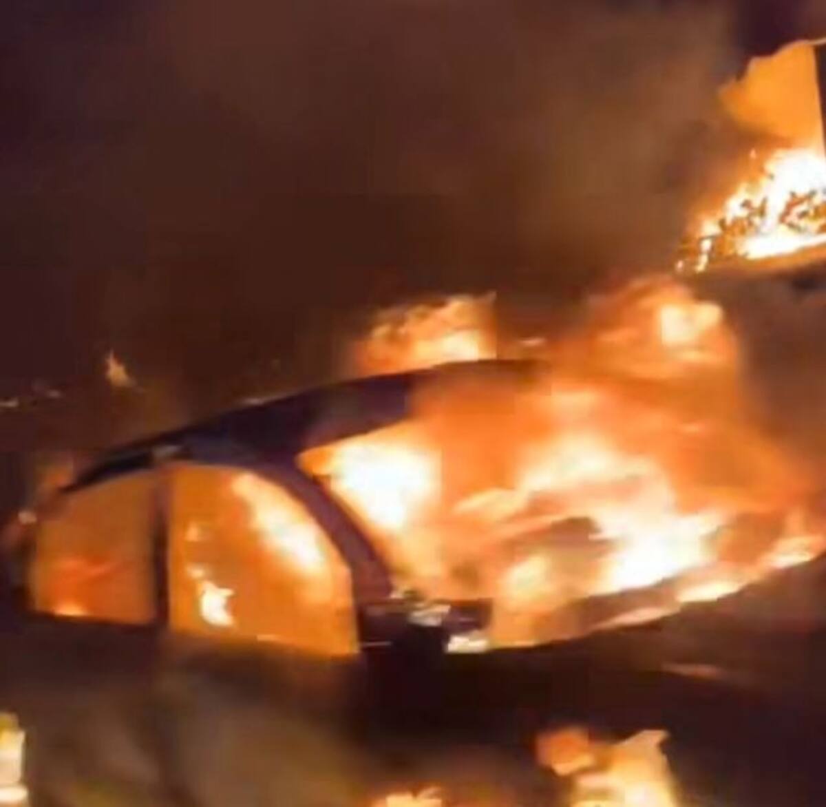 Autos incendiados en Zacatecas