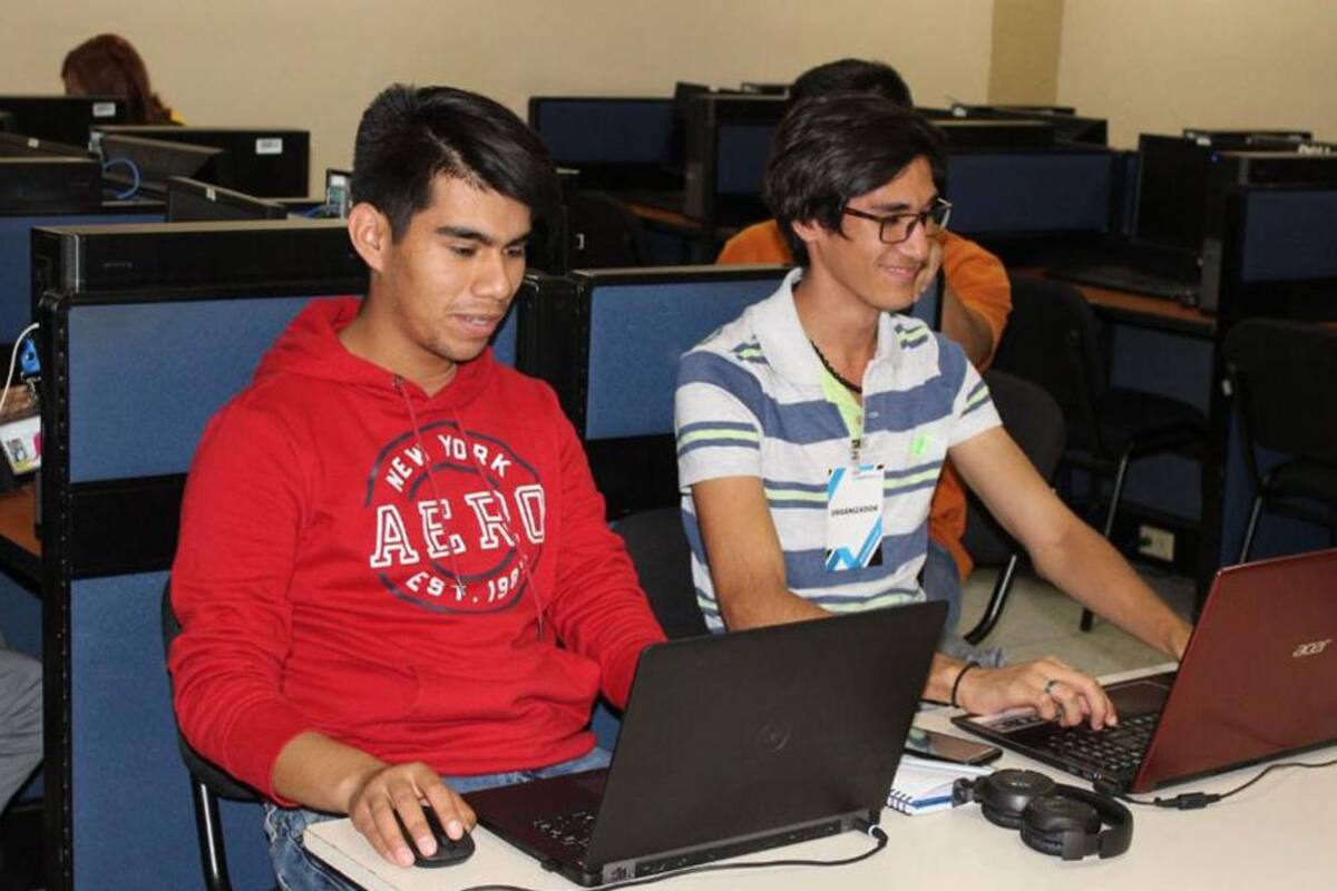 UTT realiza examen de admisión virtual a más de 2 mil 500 aspirantes