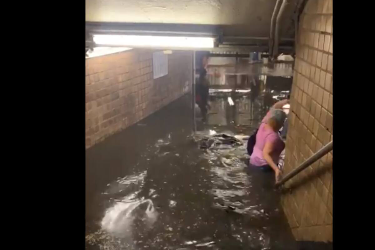 VIDEO: Fuertes inundaciones en el metro de Nueva York reviven denuncias del mal estado que se encuentra