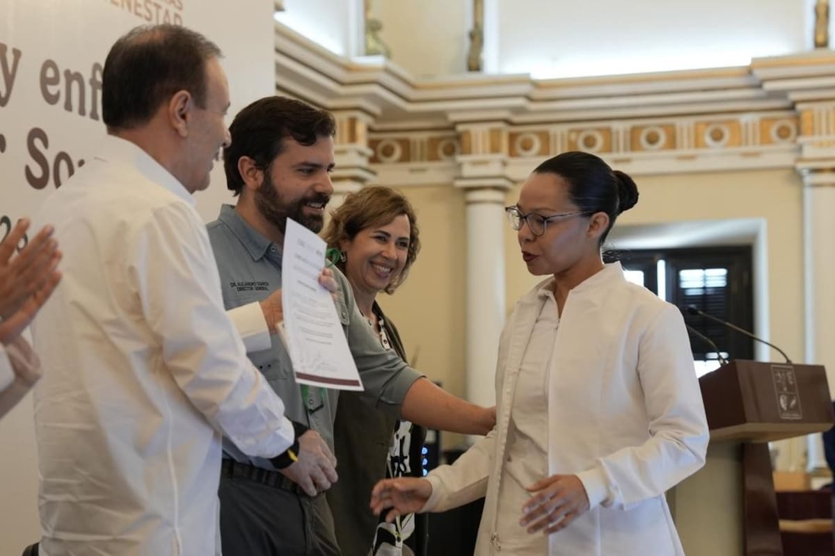 Para reforzar la atención médica en Sonora, se integran 47 médicos especialistas al sistema de salud pública IMSS-Bienestar