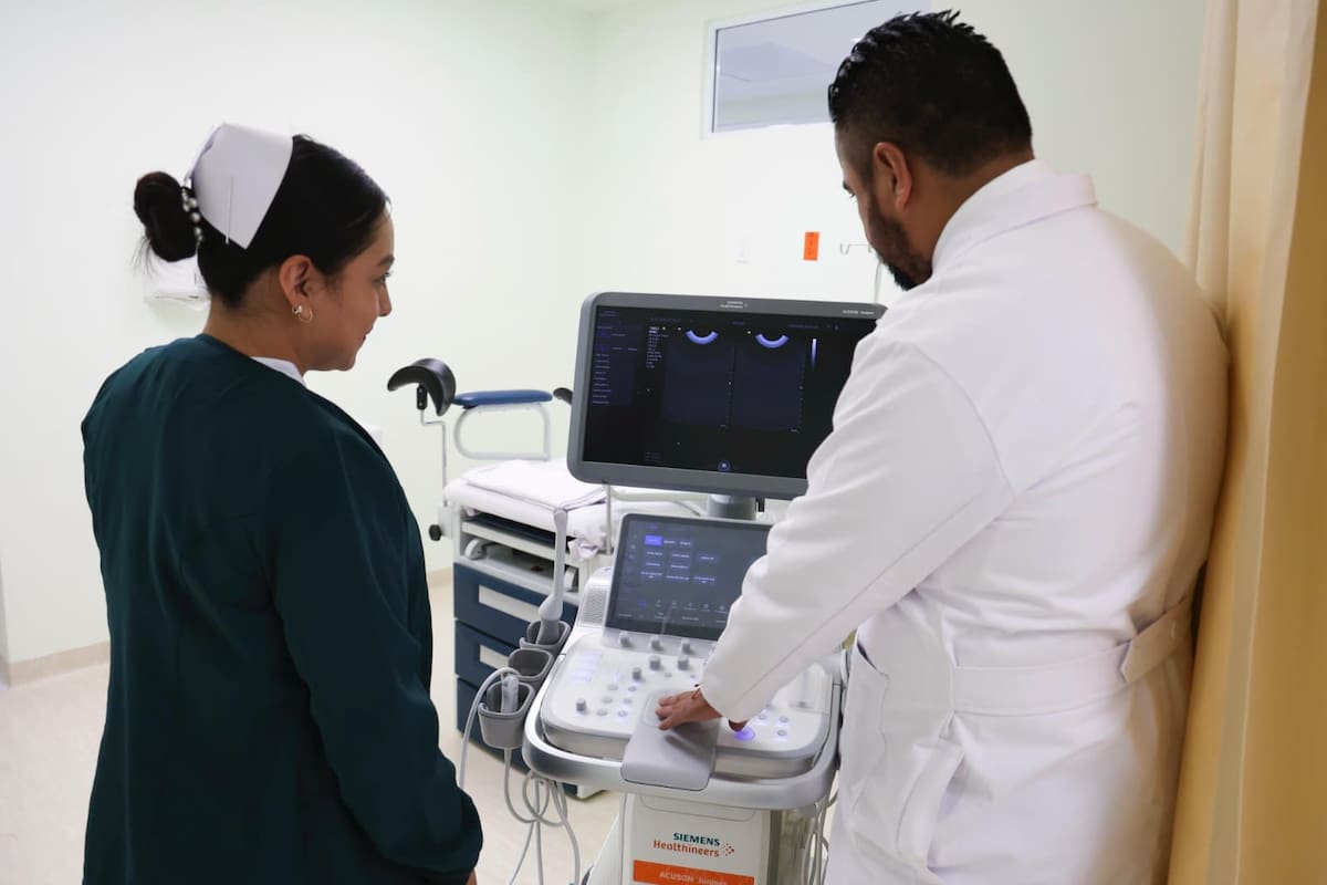 Sheinbaum inaugura hospital oncológico para mujeres con inteligencia artificial y tratamientos que inician en máximo 30 días