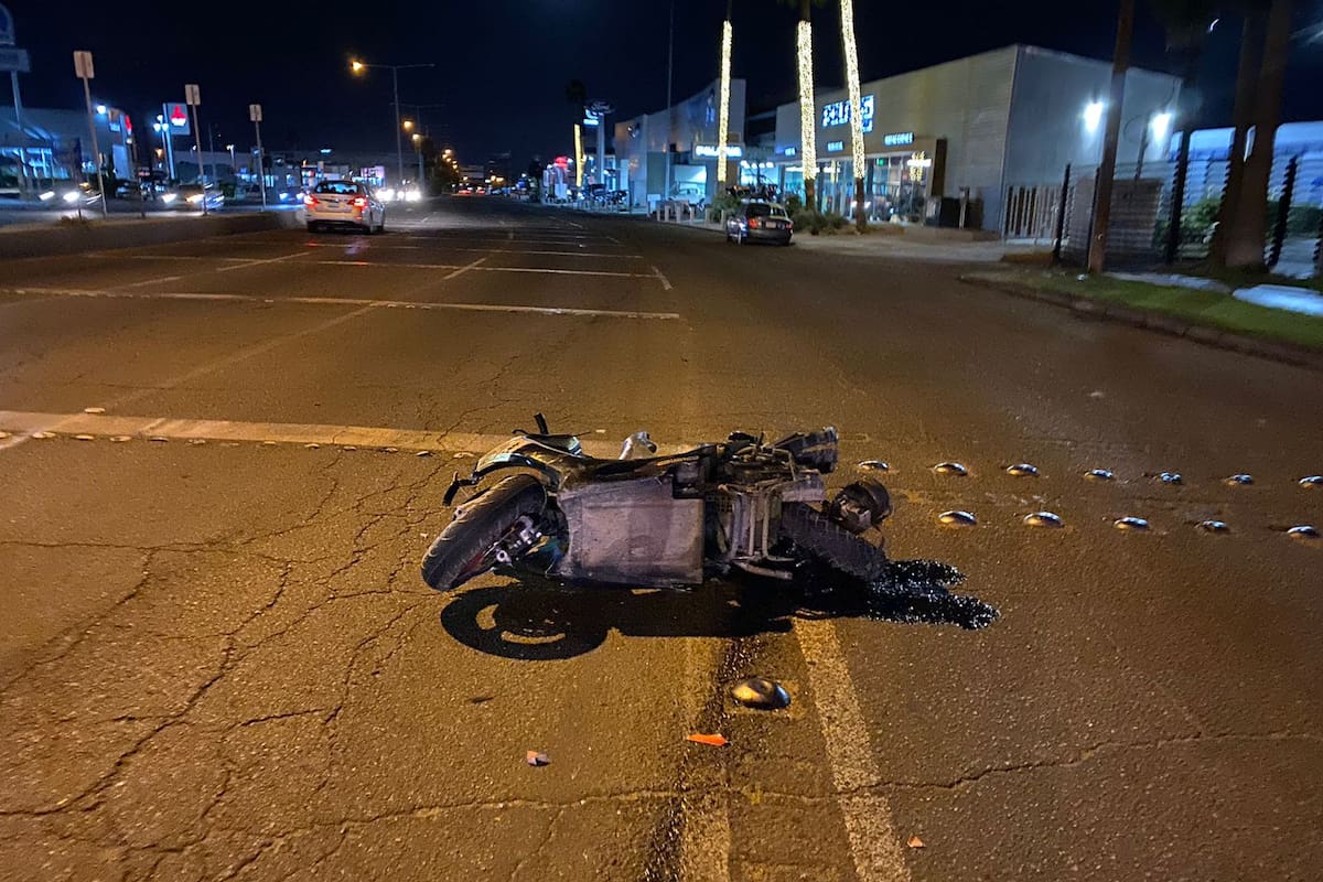 Motociclista muere sobre bulevar Lázaro Cárdenas