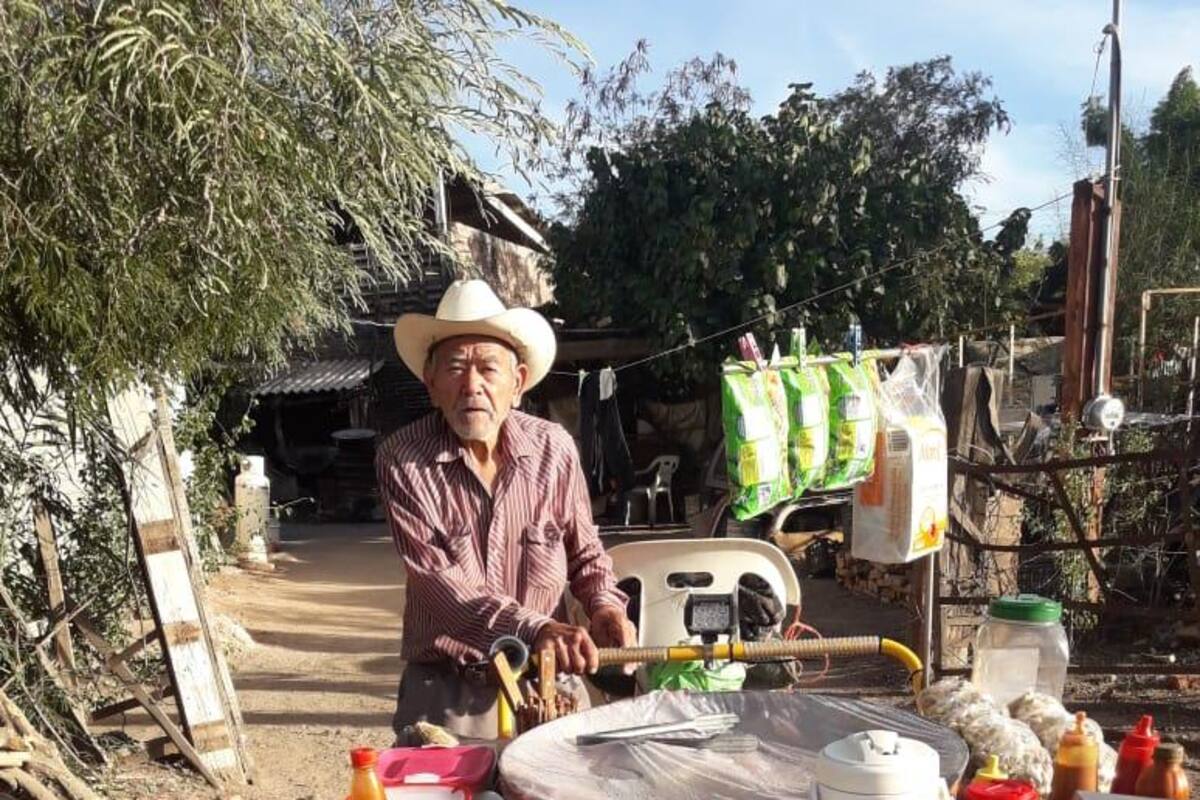 Ya fue operado don Joaquín “El Señor de los Elotes”