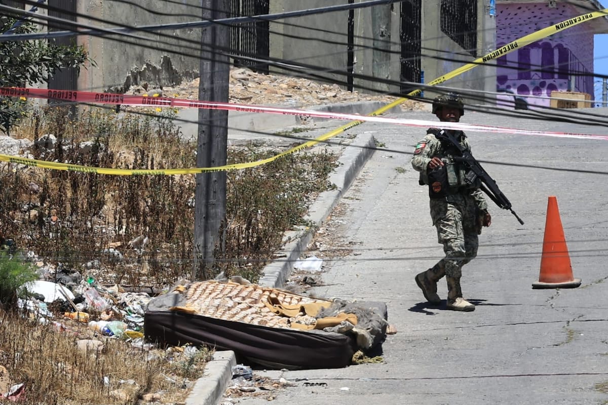 El hallazgo de los presuntos explosivos ocurrió a metros del 28 Batallón de Infantería. Foto: Sergio Ortiz