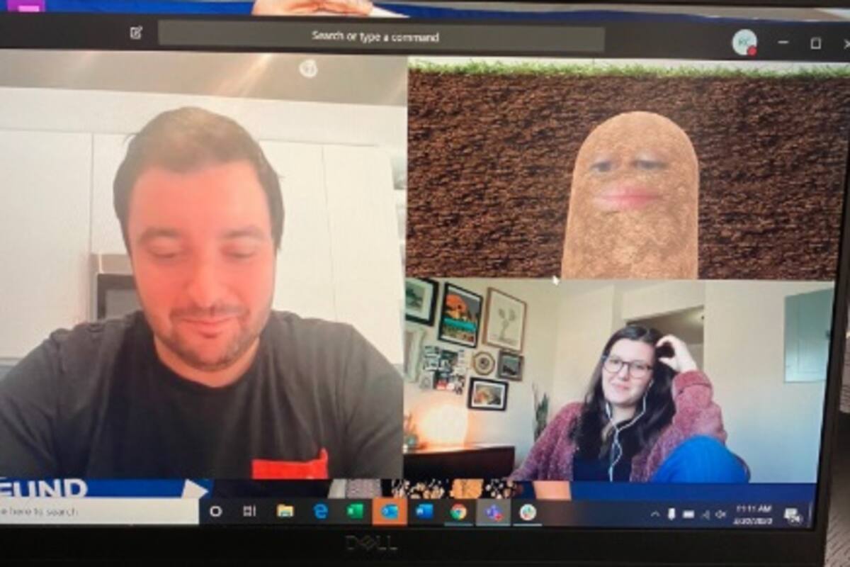 Pasa toda la videoconferencia de trabajo con filtro de papa