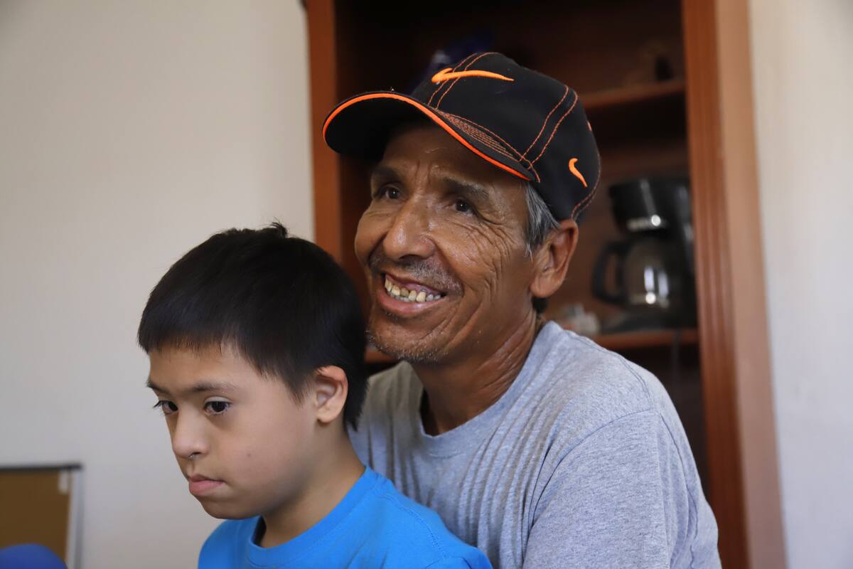Su hijo José Juan, su mayor regalo