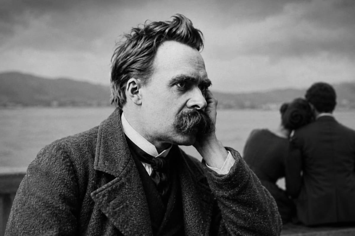 La reflexión de Friedrich Nietzsche, filósofo alemán, sobre la vida en pareja, coincide con la psicología: “No es la falta de amor lo que hace infelices a los matrimonios, sino la falta de amistad”