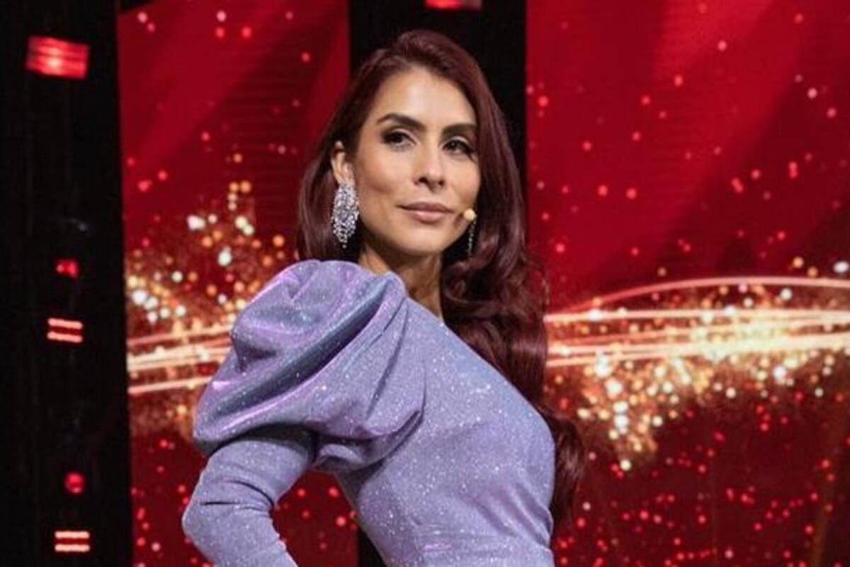 María León presume retaguardia con foto en la playa