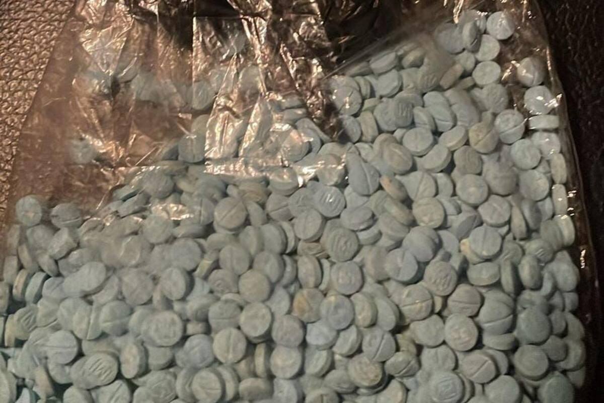 Decomisan arma de fuego y fentanilo