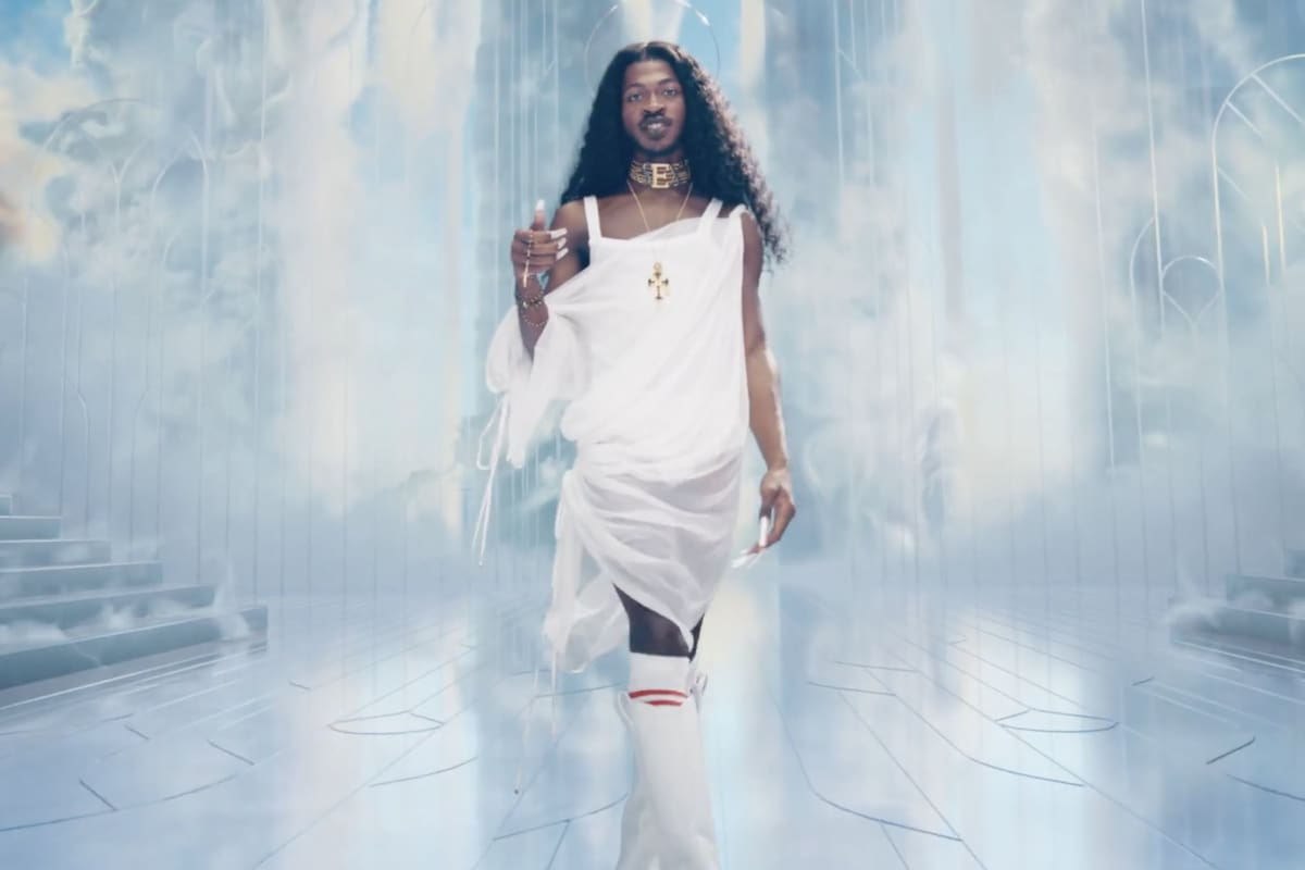 Lil Nas X simula el regreso de Jesucristo en video musical de "J CHRIST"