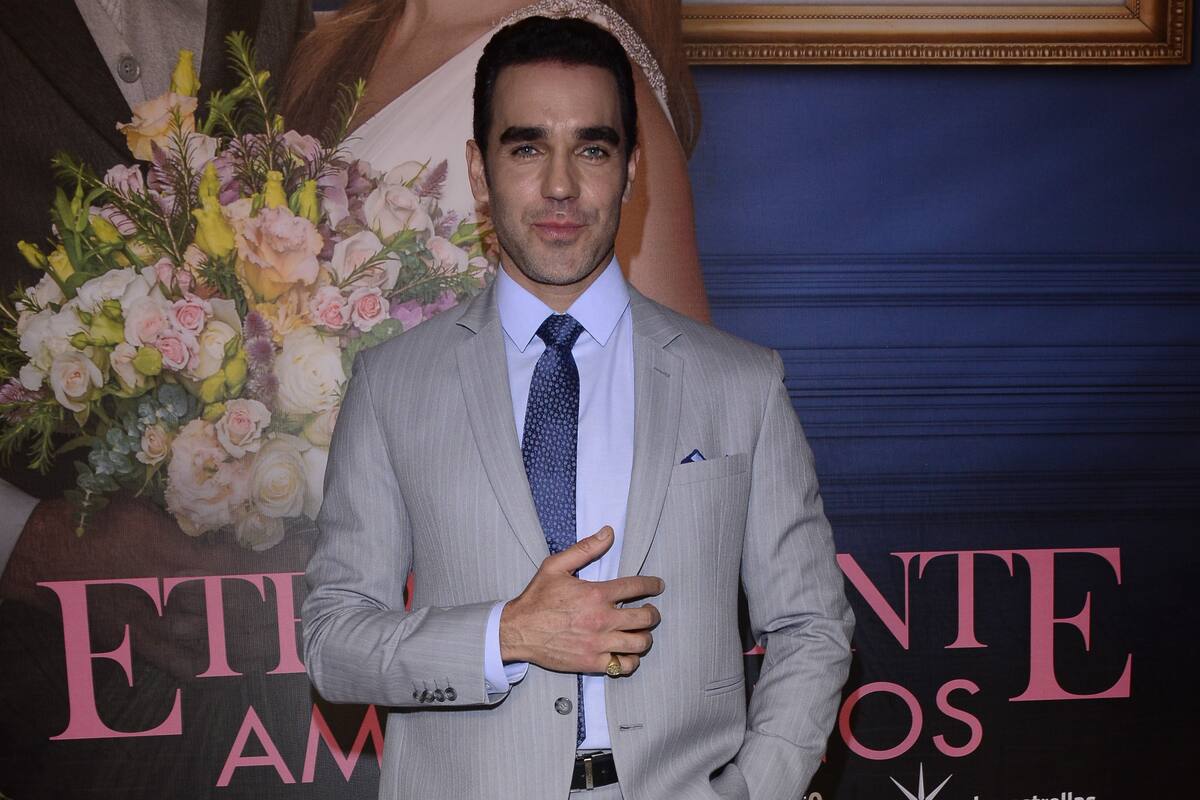 Marcus Ornellas obtiene su carta de naturalización mexicana