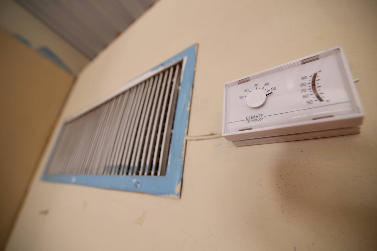 Esperan autorización para comprar refrigeraciones