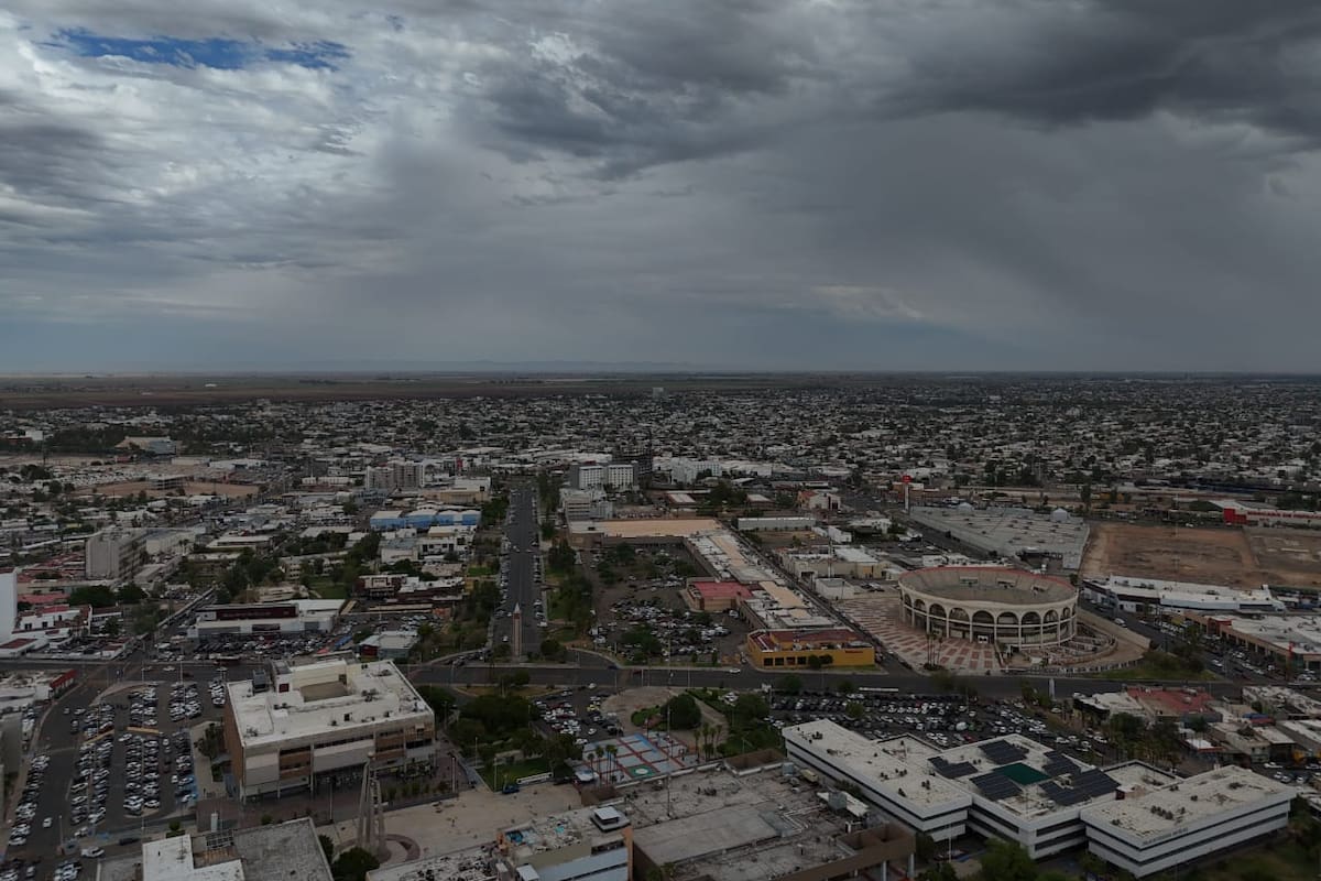 Prevén chubascos con descargas eléctricas para el norte de Baja California