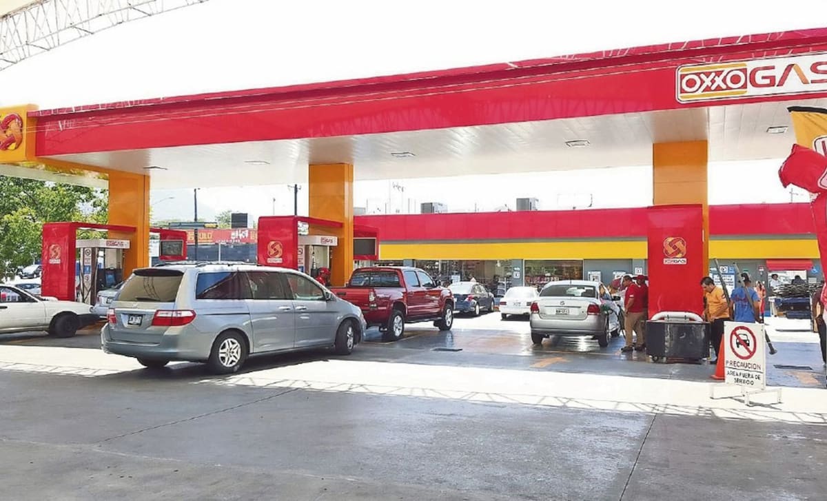 En el caso de Oxxo Gas, la estrategia todavía está en evaluación. La empresa no ha anunciado una red nacional de electrolineras ni una fecha para iniciar operaciones comerciales de este tipo. Crédito: El Universal