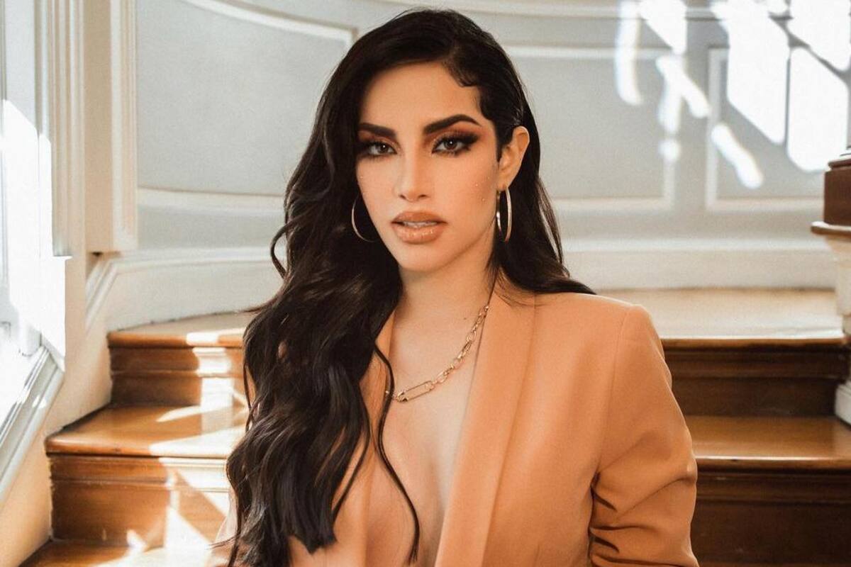 Kimberly Loaiza comparte video en que sale bailando sensual desde la cocina