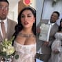 Mona y Geros se dan el “sí” en una boda “íntima” que terminó en un live masivo: así fue el enlace civil en León