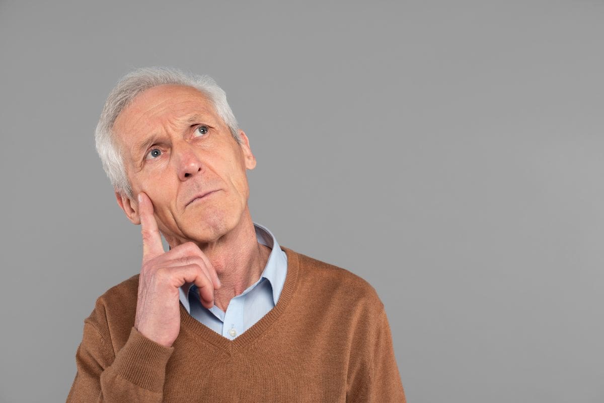 4 microhábitos sencillos para fortalecer la memoria después de los 60 años