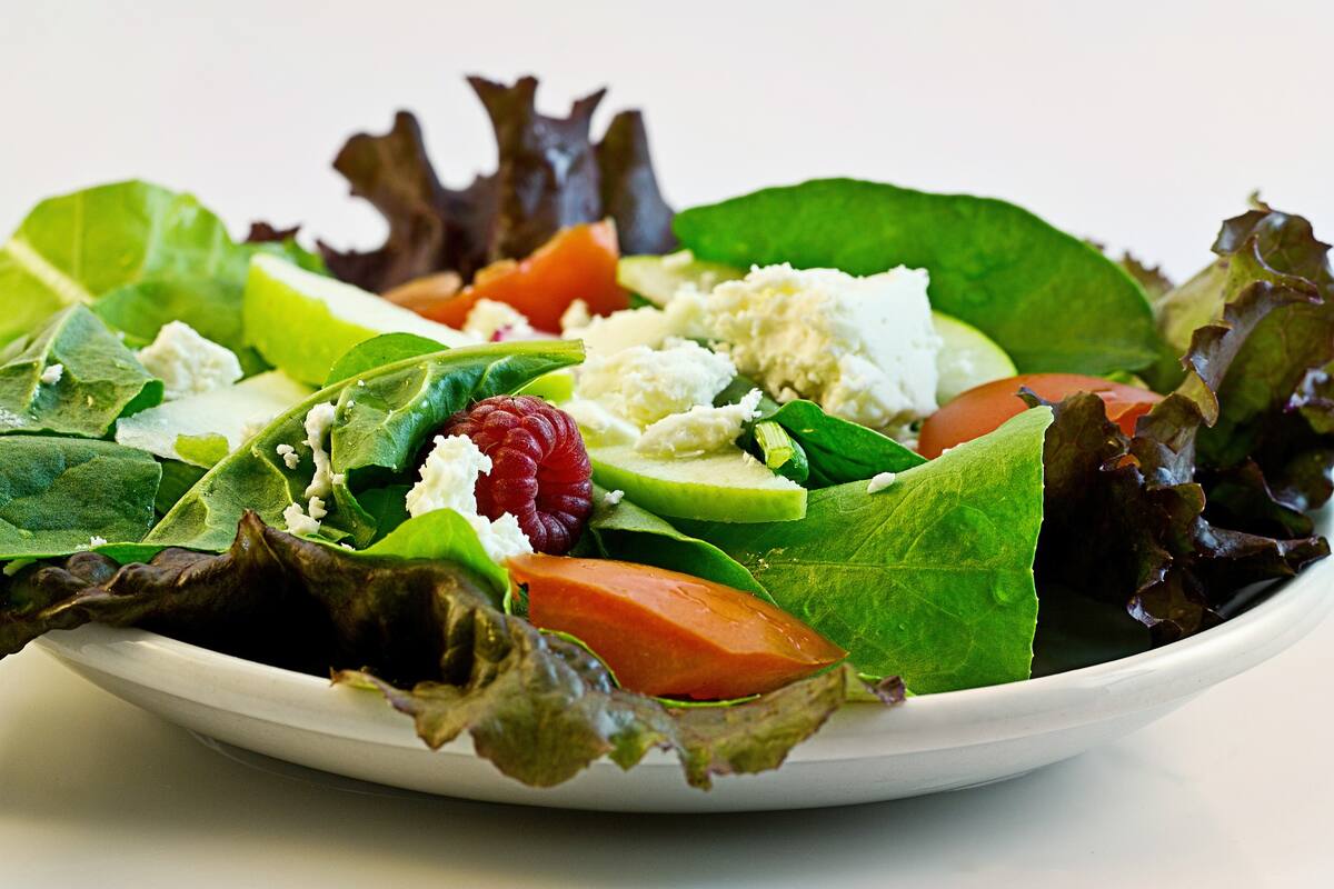 Una ensalada de brócoli y tocino que te encantará