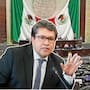 Ricardo Monreal aclara que deberán pedir licencia los legisladores de Morena que busquen participar en el proceso interno que iniciará el 22 de junio rumbo a las elecciones de 2027 y exige a gobernadores que ”saquen la mano"
