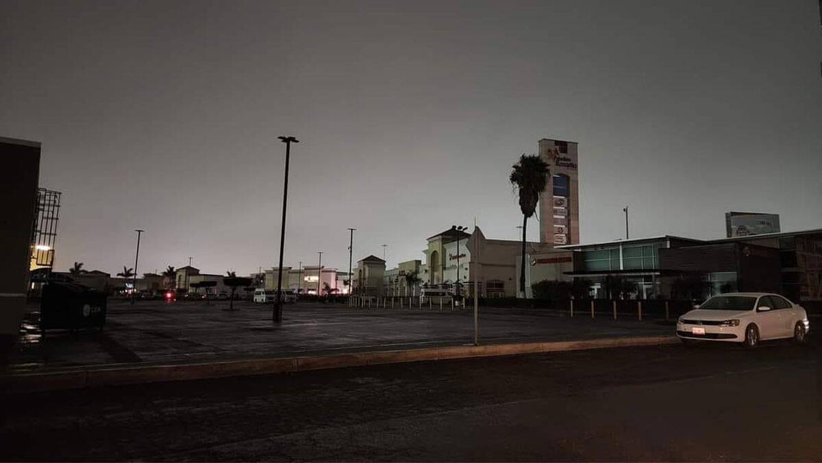 Sufren restauranteros por apagones en Rosarito.