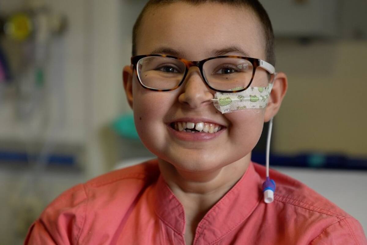 Una terapia revolucionaria logra remitir el cáncer incurable de una niña de 13 años