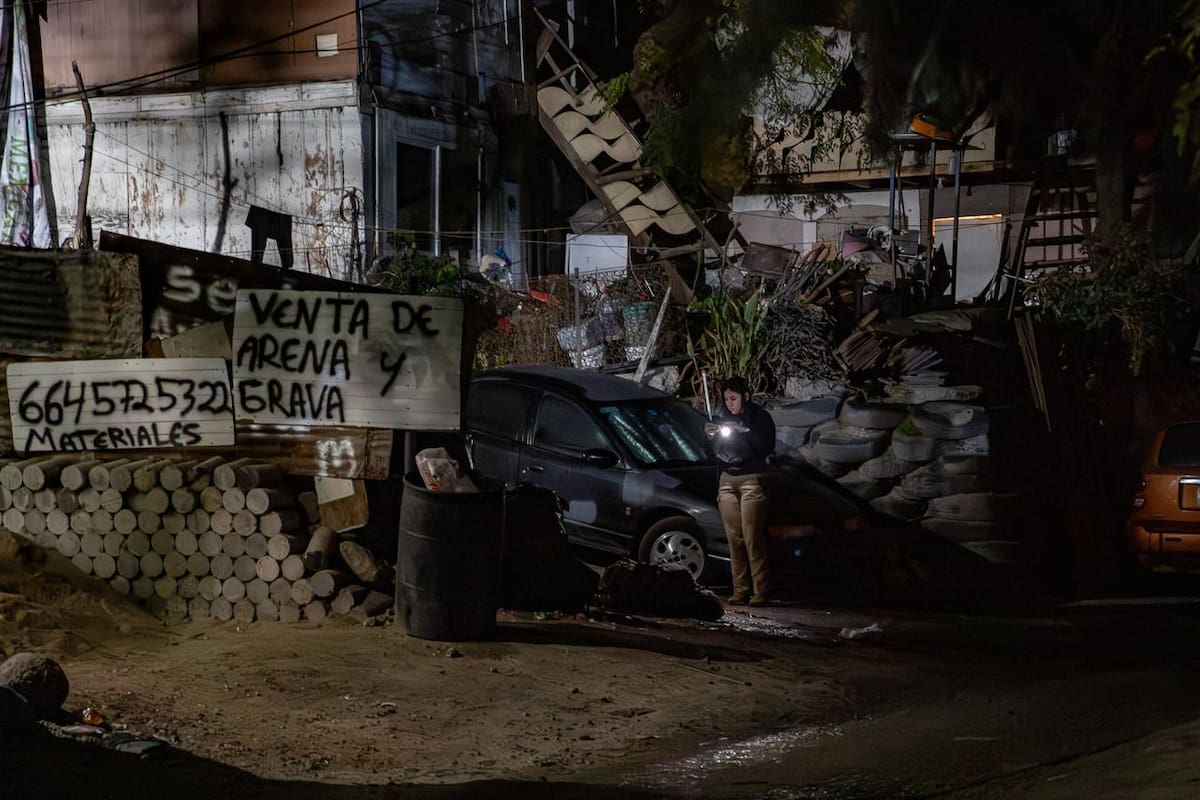 Vecinos reportaron detonaciones; autoridades hallaron un cuerpo maniatado y con impacto de bala durante la madrugada. Foto: Border Zoom
